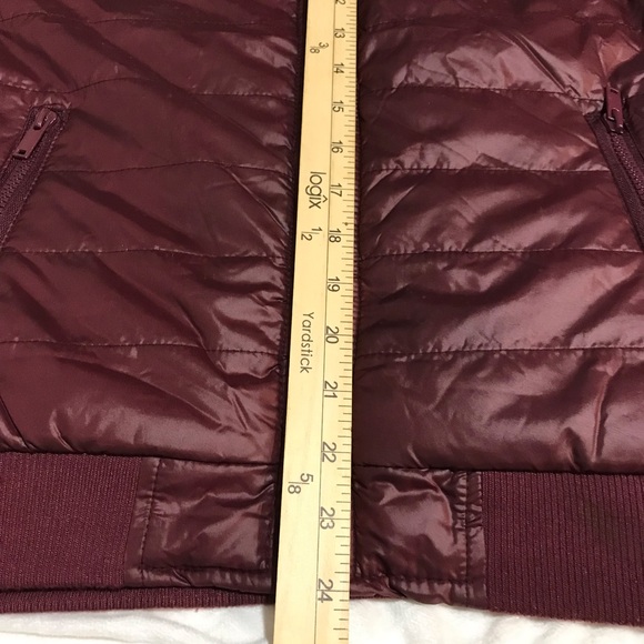 Stefano Di Roma Hoodie Puffy Vest Women’s Size L Color Wine Fur Lining
Pocket’s - Picture 11 of 14